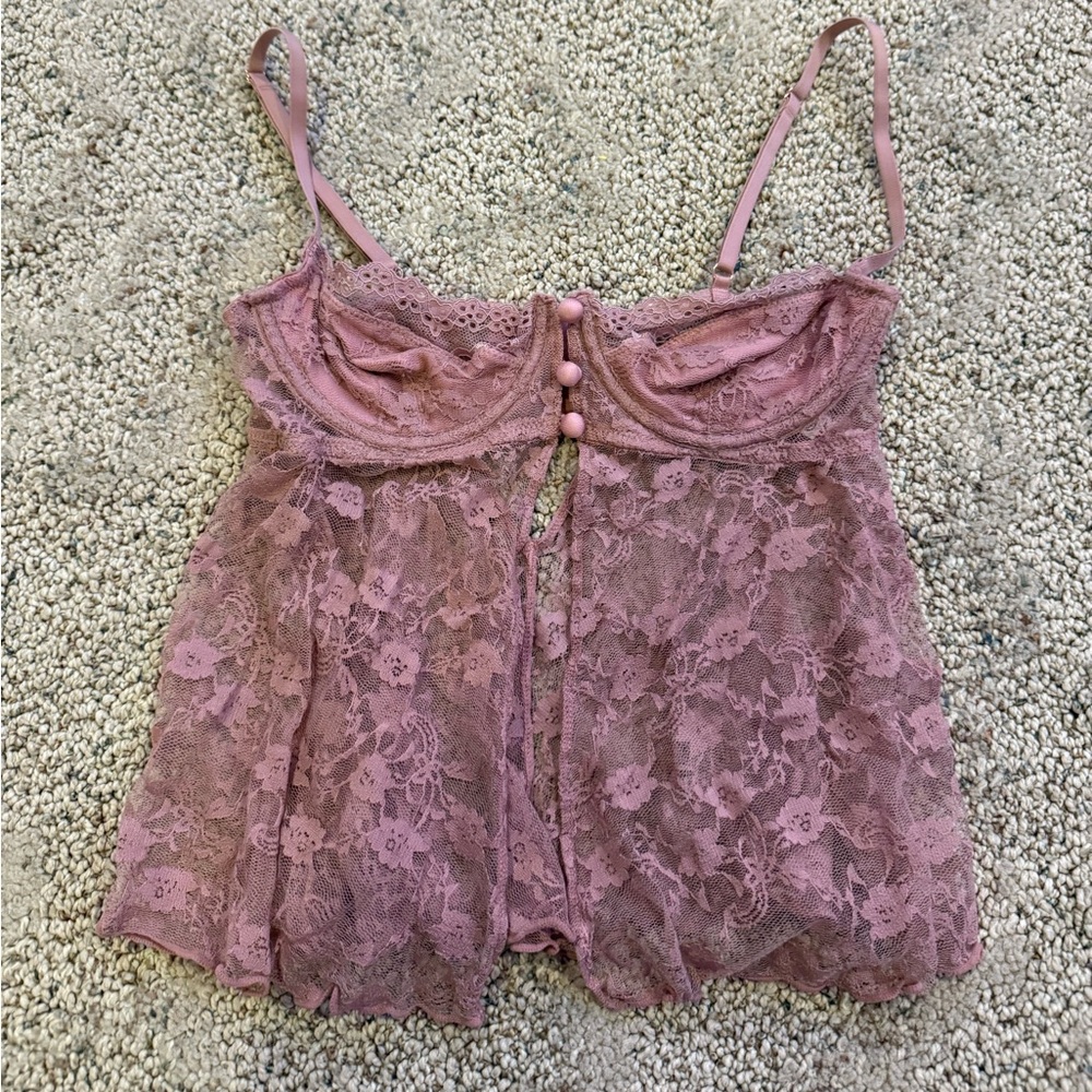 Urban Outfitters Lace Camisole in Dusty Pink